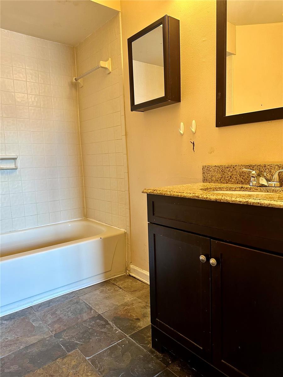 Image 10 of 26 For 3623 Atrium Drive U5