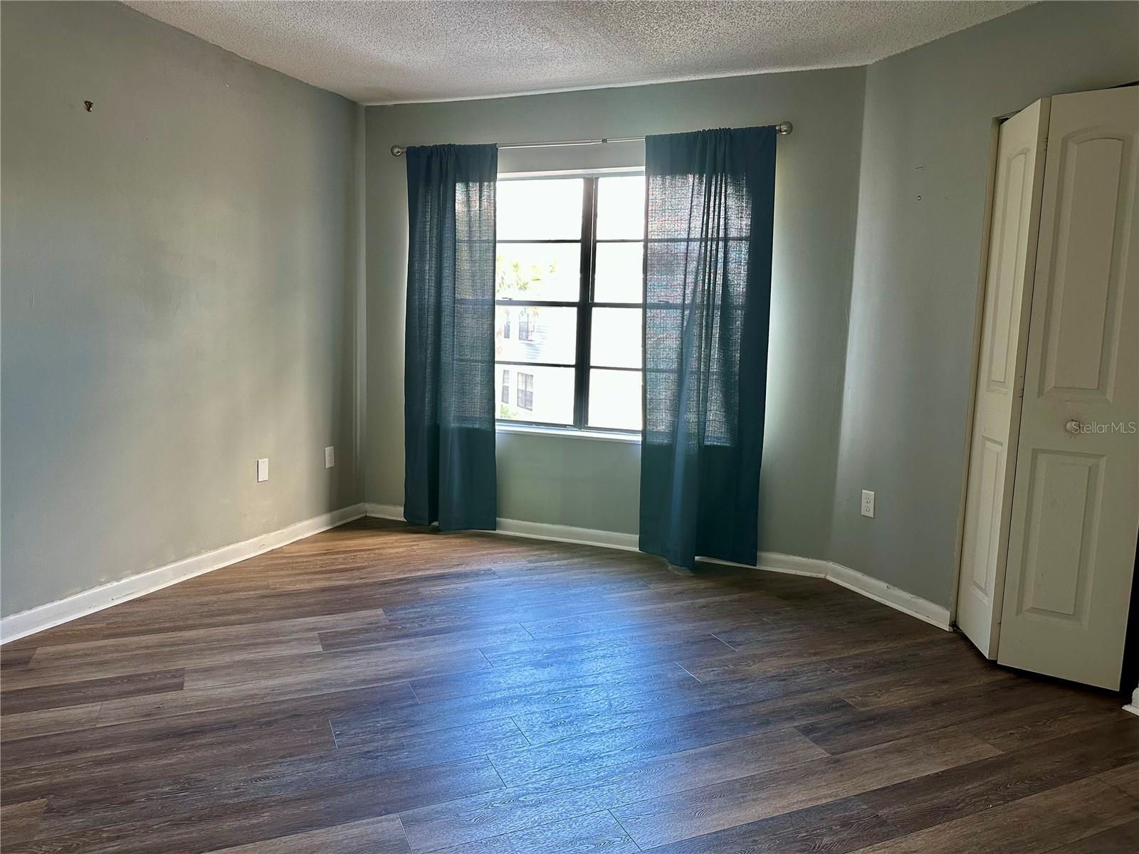 Image 9 of 26 For 3623 Atrium Drive U5