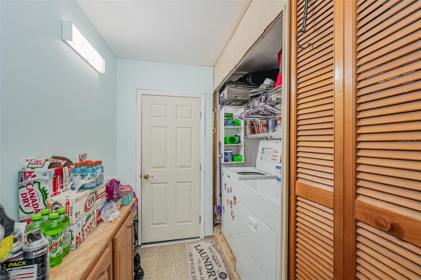Image 14 of 31 For 220 Bel Aire Drive S