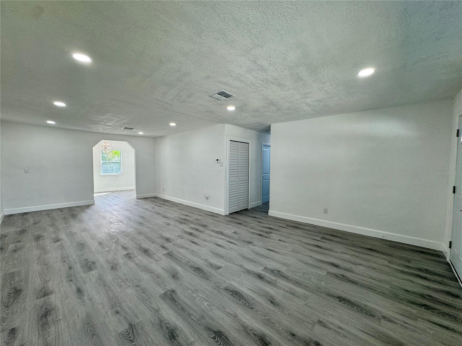 Image 13 of 40 For 4524 King Cole Boulevard