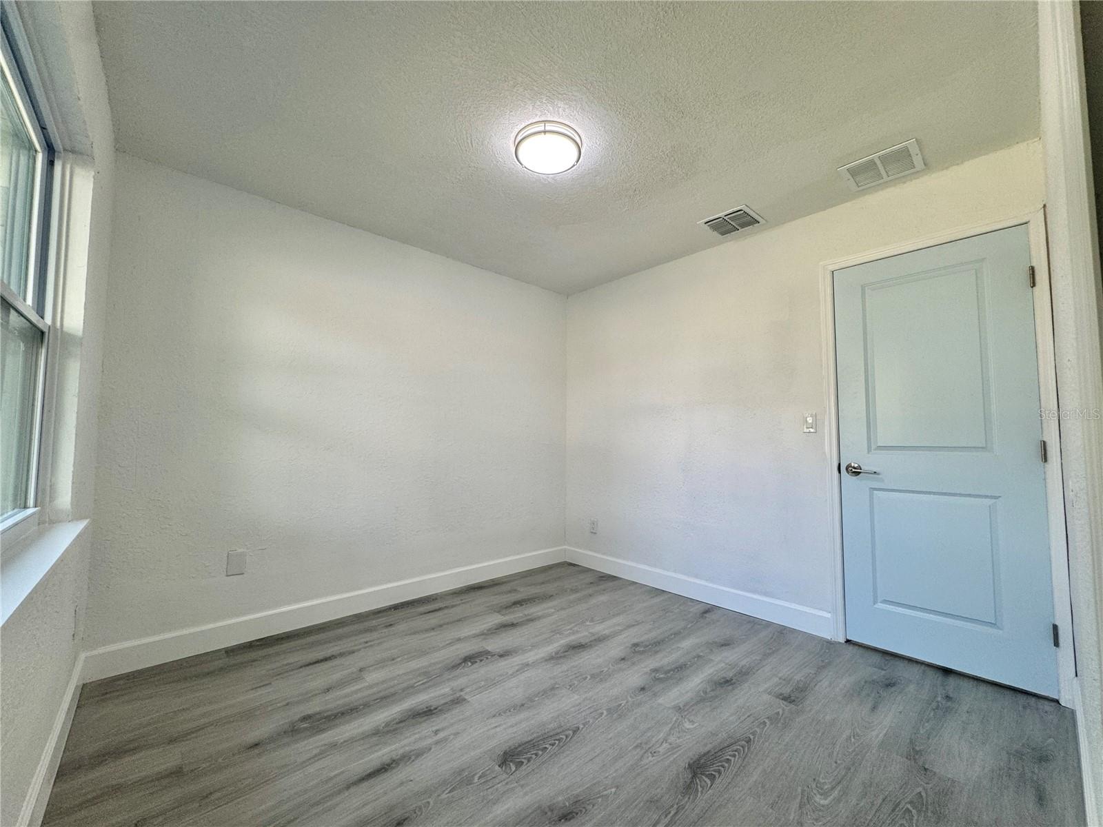 Image 27 of 40 For 4524 King Cole Boulevard