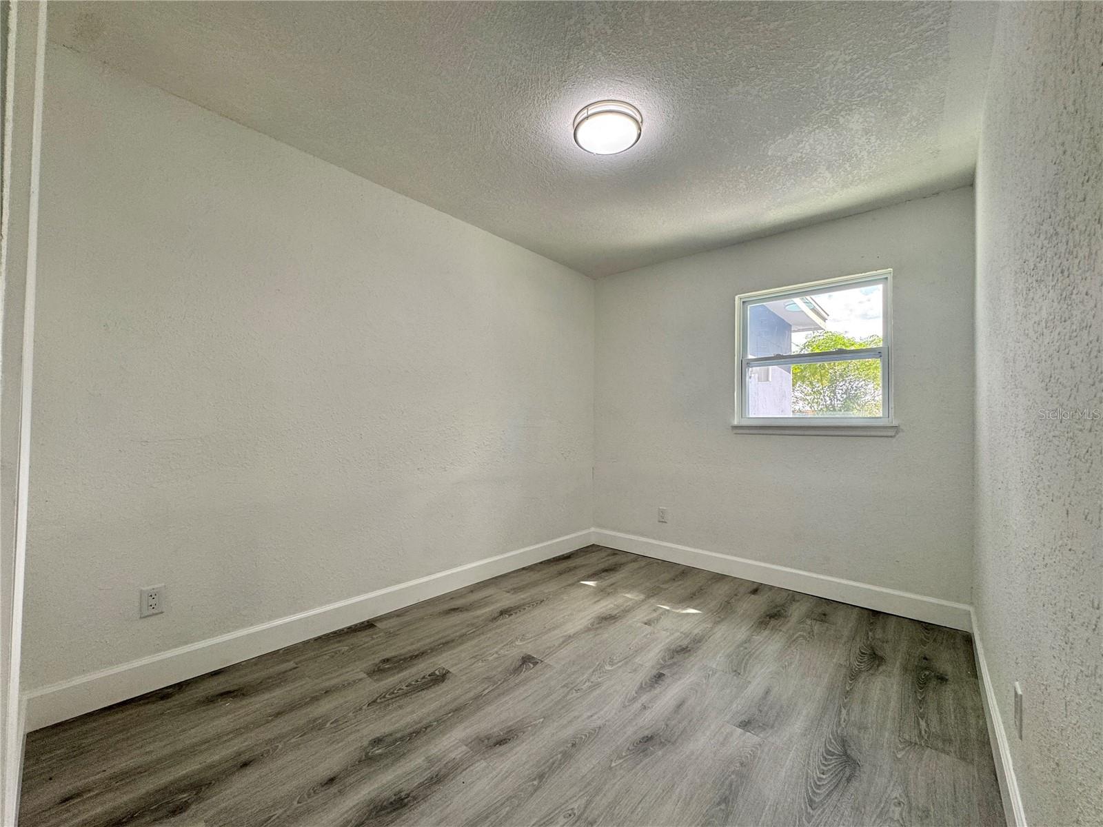 Image 28 of 40 For 4524 King Cole Boulevard