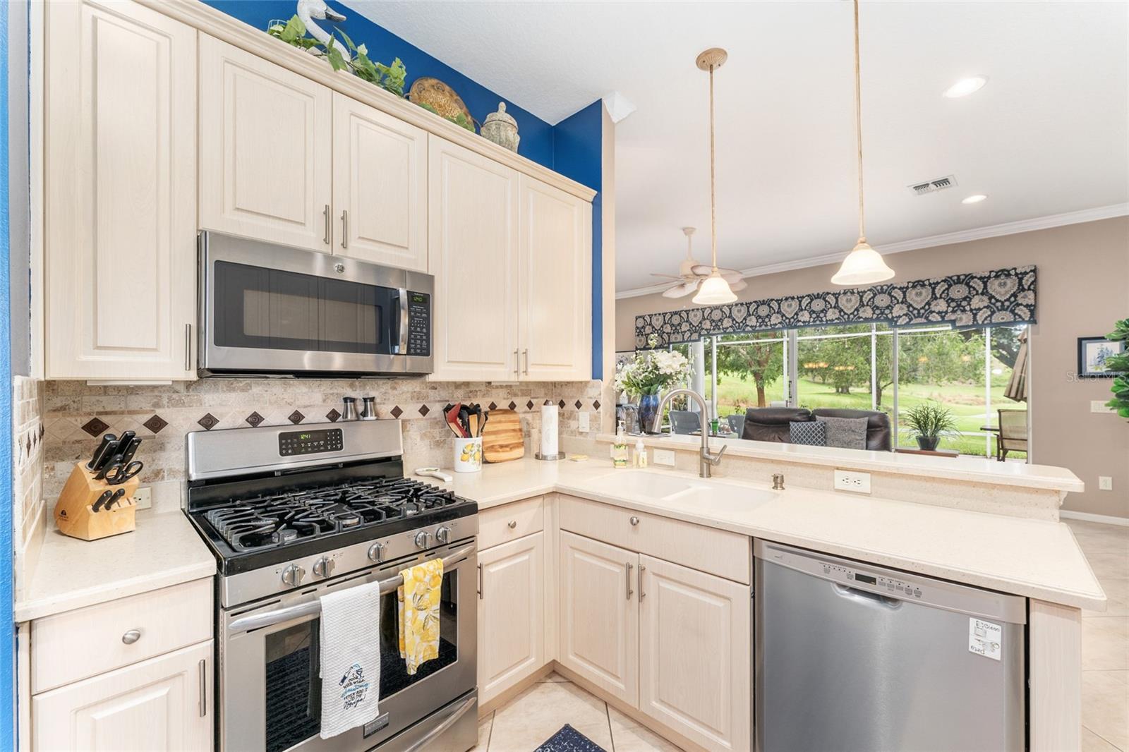 Image 43 of 81 For 748 Summit Greens Boulevard