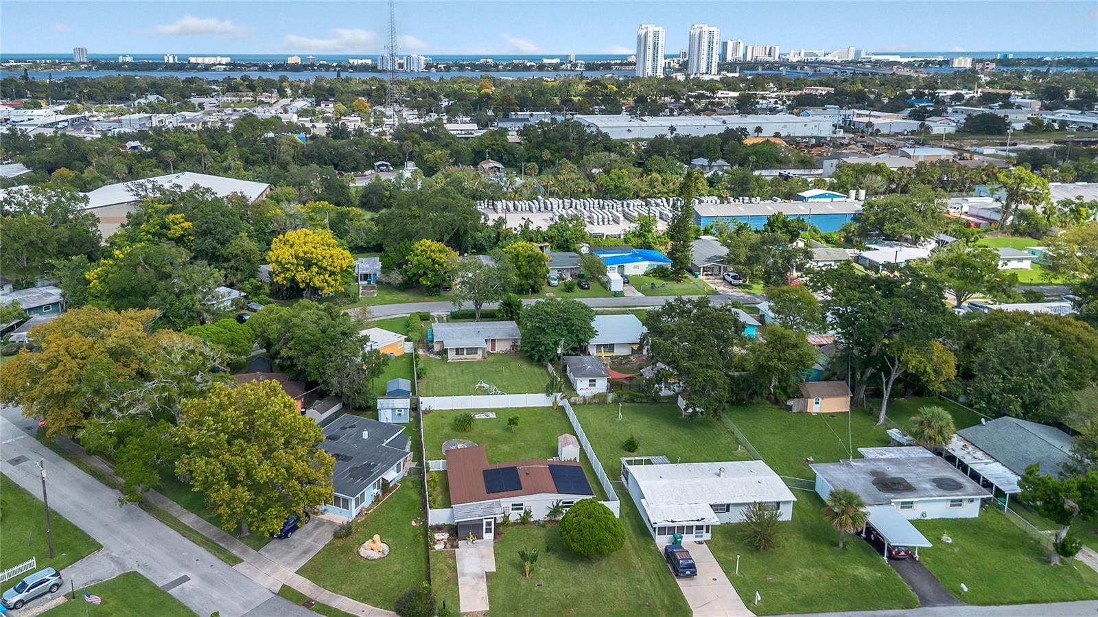 Image 26 of 28 For 363 Dorothy Avenue