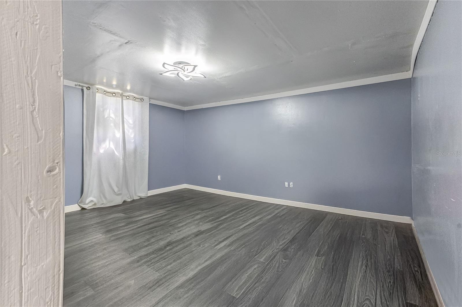 Image 19 of 54 For 322 Cantaloupe Avenue