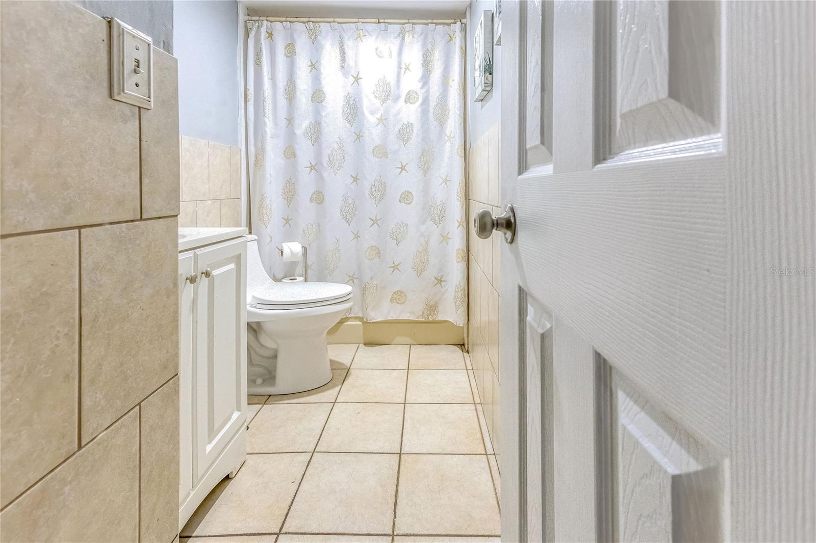 Image 22 of 54 For 322 Cantaloupe Avenue