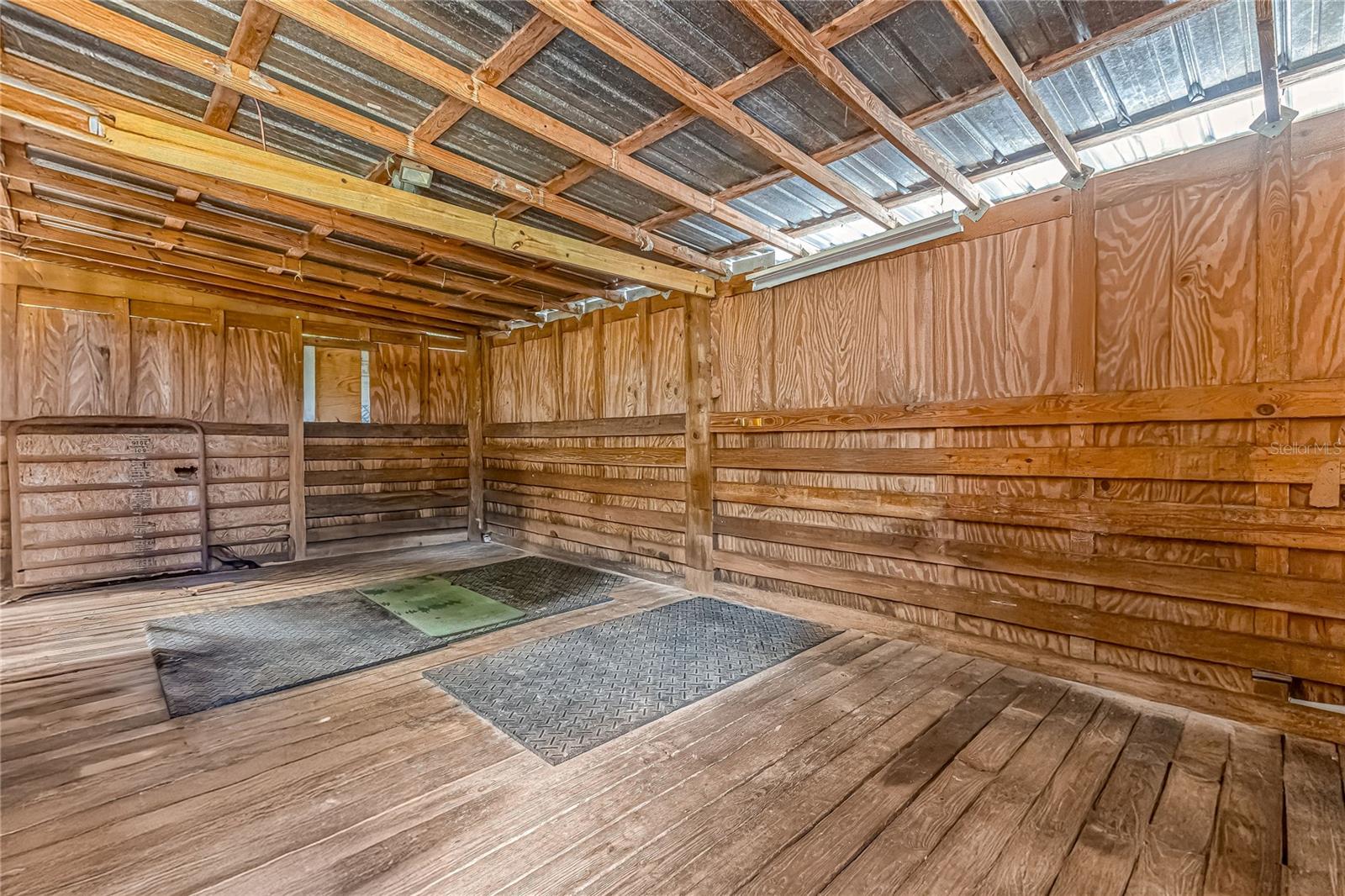 Image 38 of 54 For 322 Cantaloupe Avenue