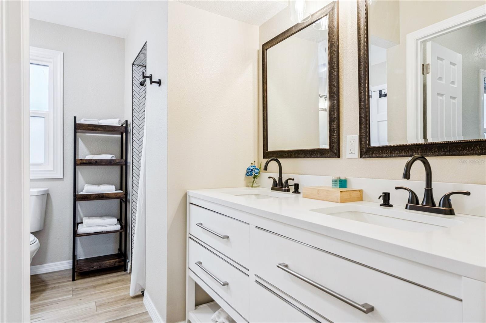 Image 48 of 51 For 933 Atlantic Avenue