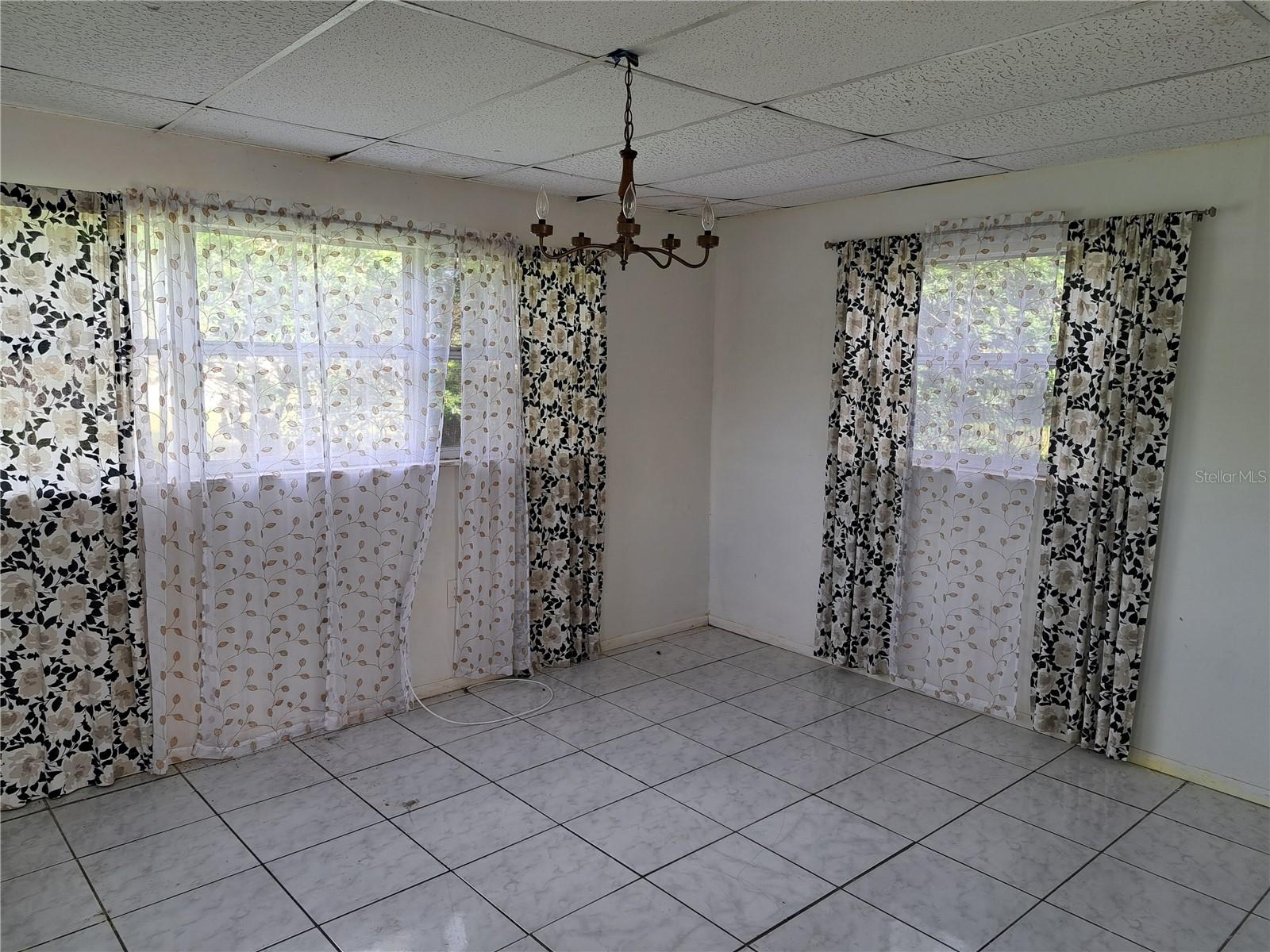 Image 3 of 17 For 2183 Patterson Avenue