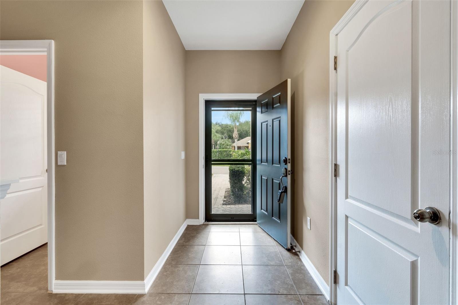 Image 36 of 45 For 2527 River Landing Drive