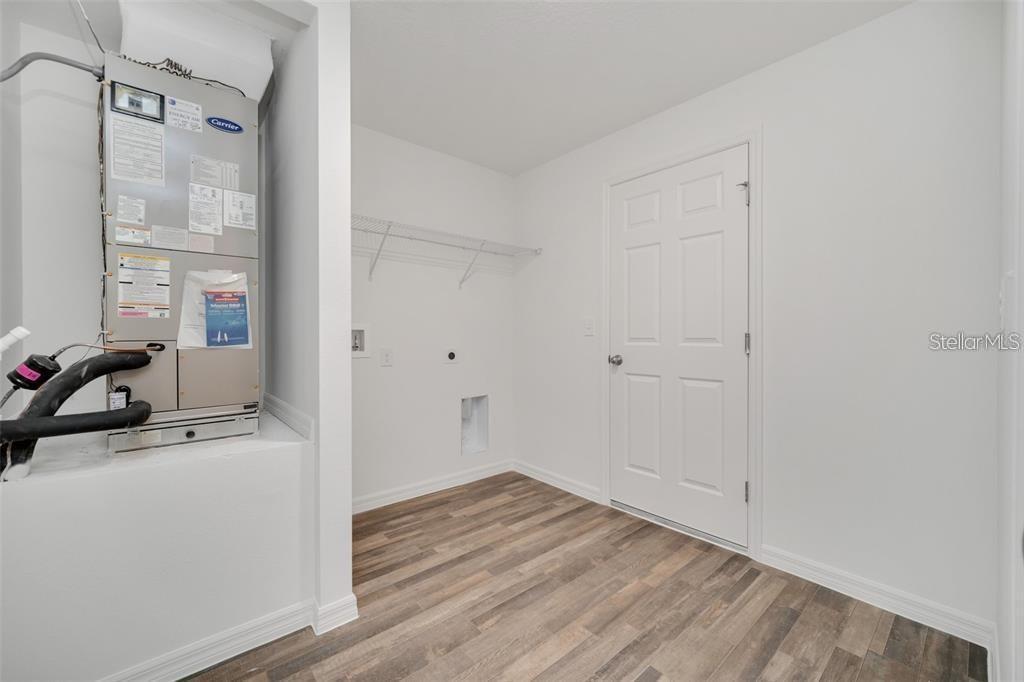 Image 6 of 7 For 816 Cardinal Way