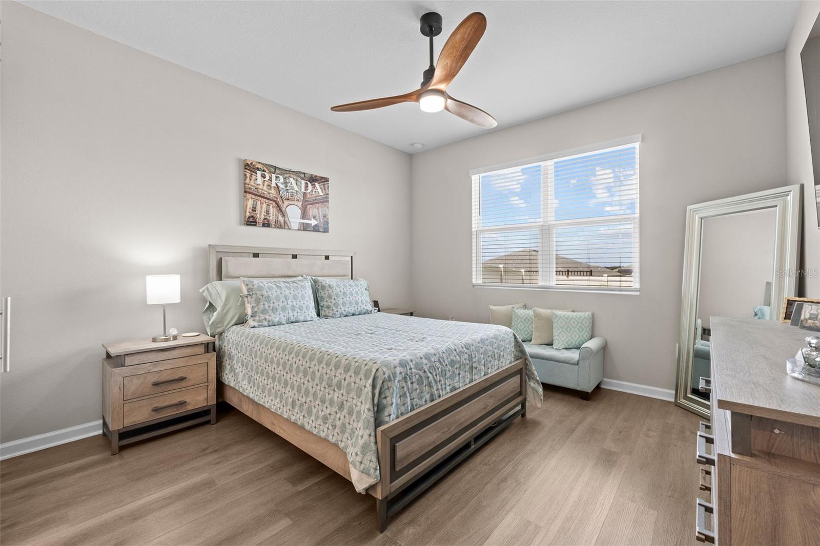 Image 18 of 49 For 858 Ballantyne Drive
