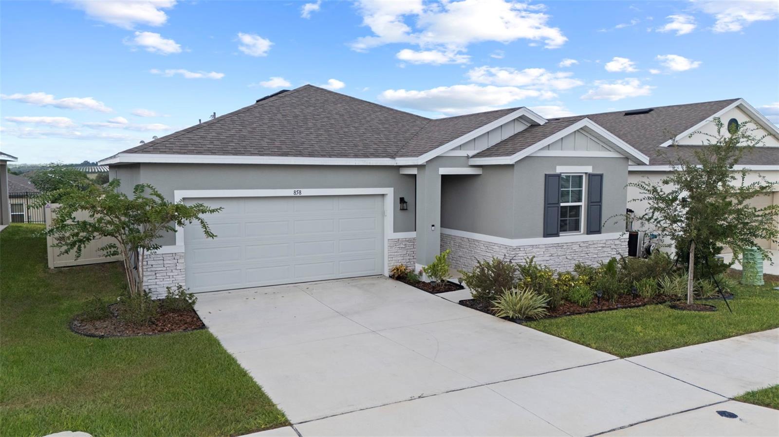 Image 2 of 49 For 858 Ballantyne Drive