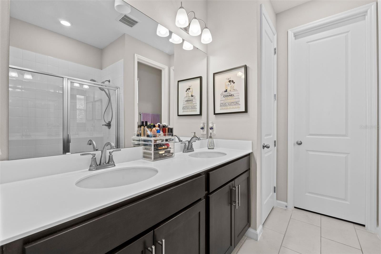 Image 21 of 49 For 858 Ballantyne Drive