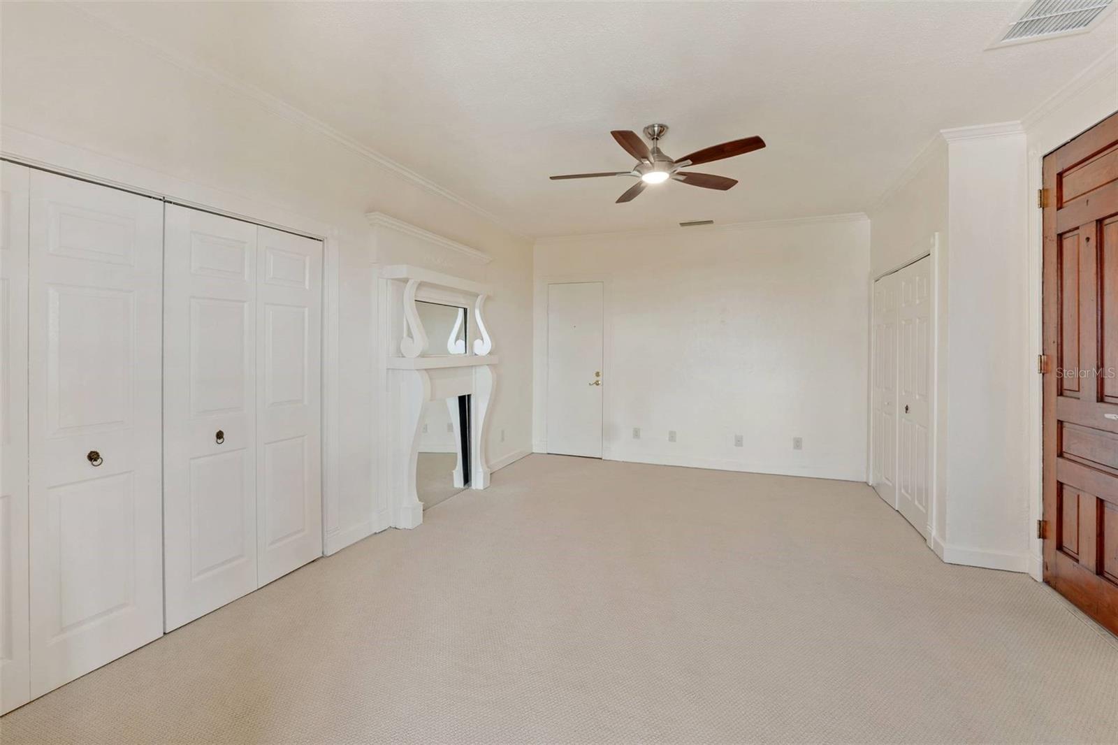 Image 20 of 23 For 2109 Bayshore Boulevard 1006
