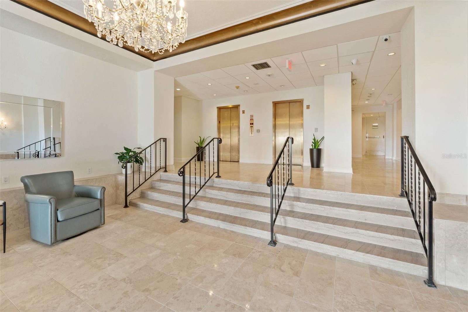 Image 4 of 23 For 2109 Bayshore Boulevard 1006