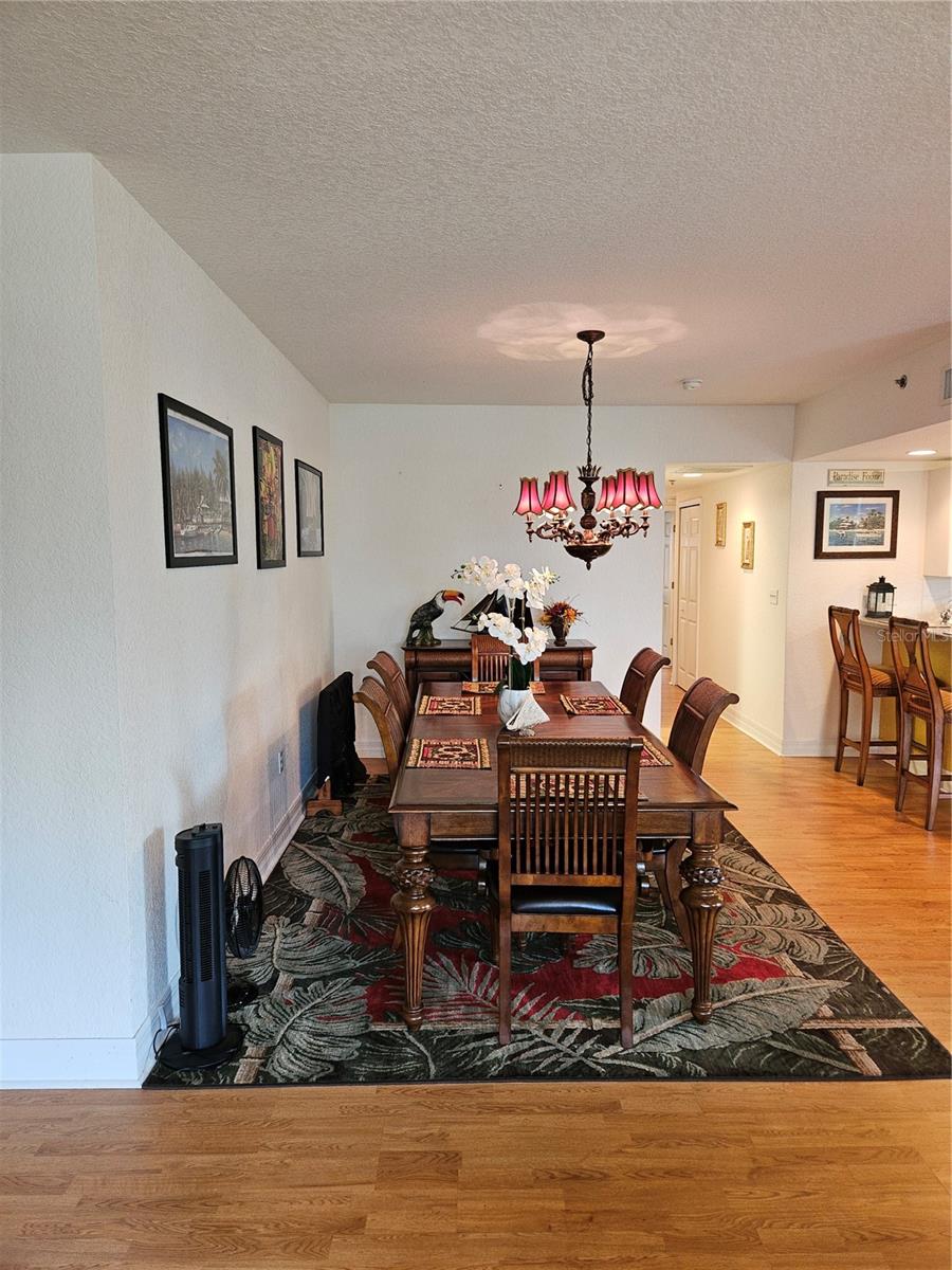 Image 13 of 50 For 5300 Atlantic Avenue 14-207