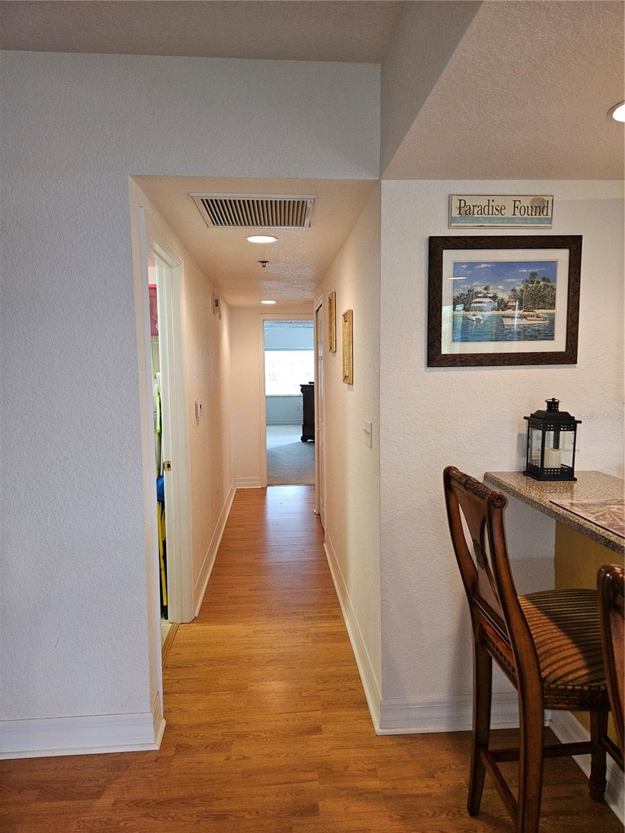 Image 18 of 50 For 5300 Atlantic Avenue 14-207