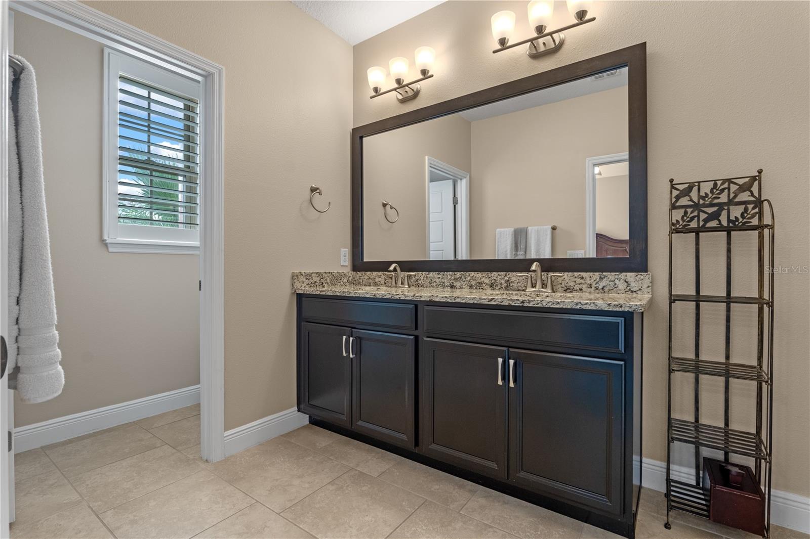 Image 32 of 57 For 2708 Lobelia Drive