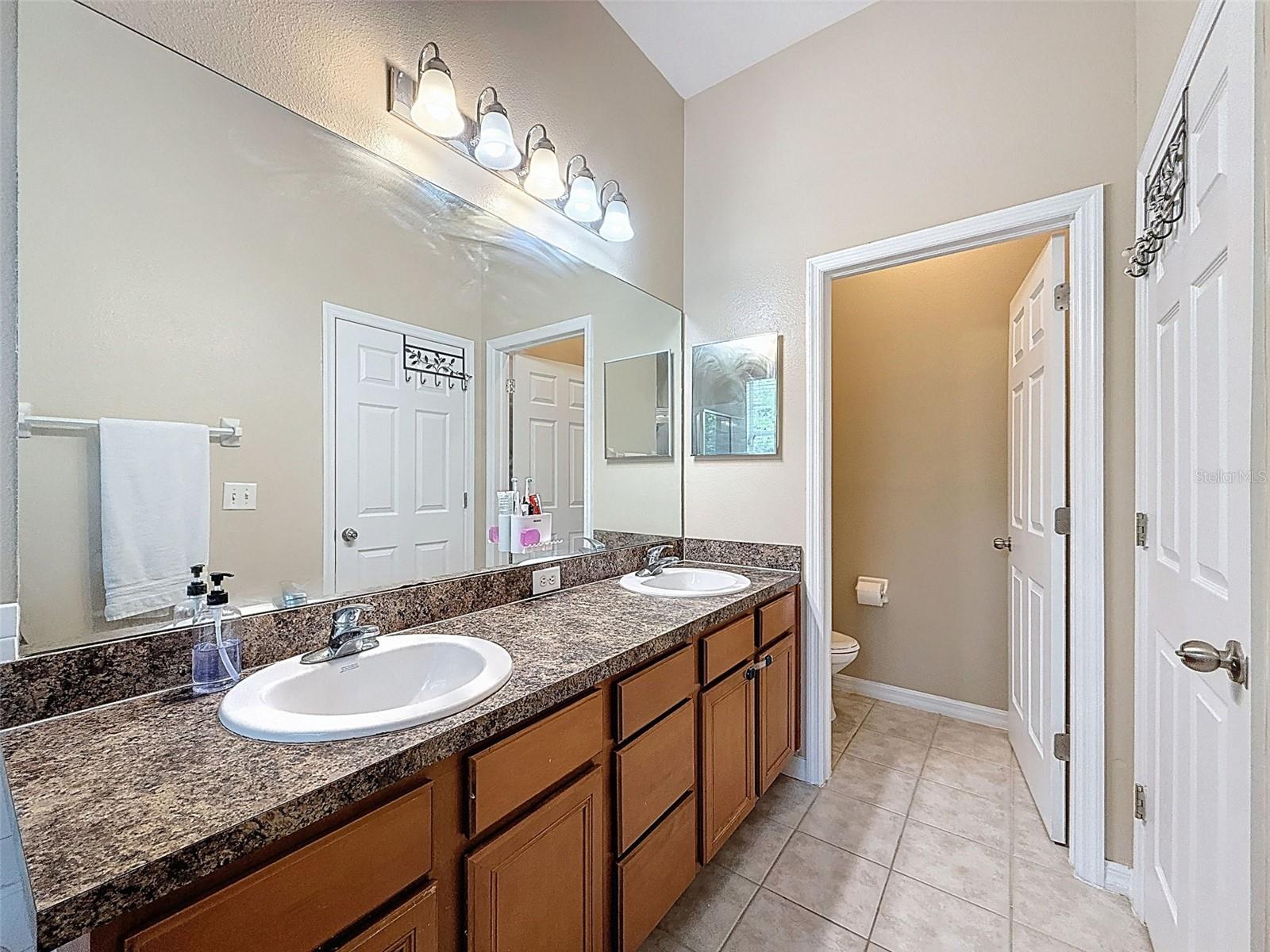 Image 31 of 45 For 7443 Arlington Grove Circle