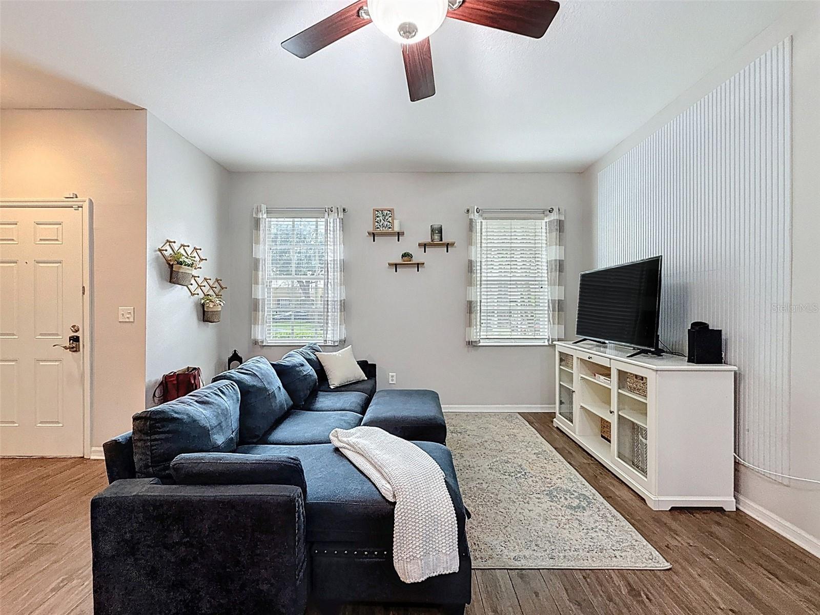 Image 6 of 45 For 7443 Arlington Grove Circle