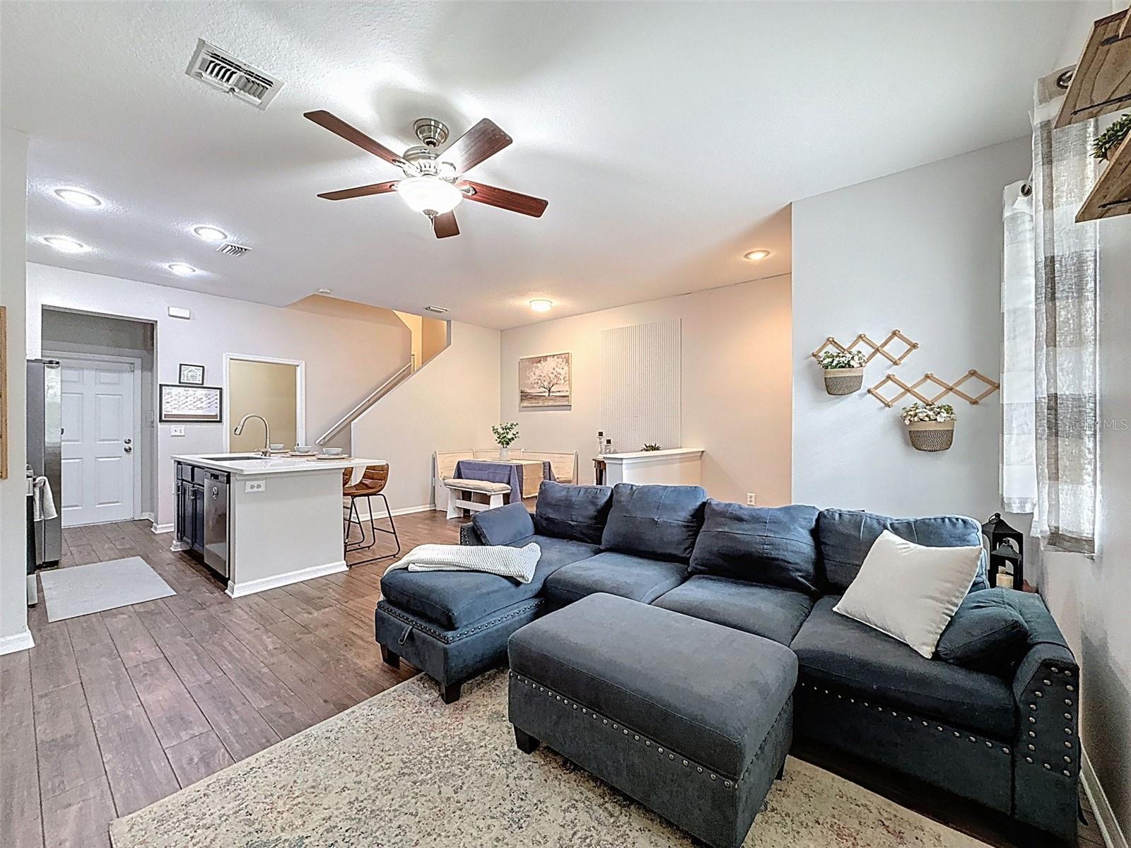 Image 8 of 45 For 7443 Arlington Grove Circle