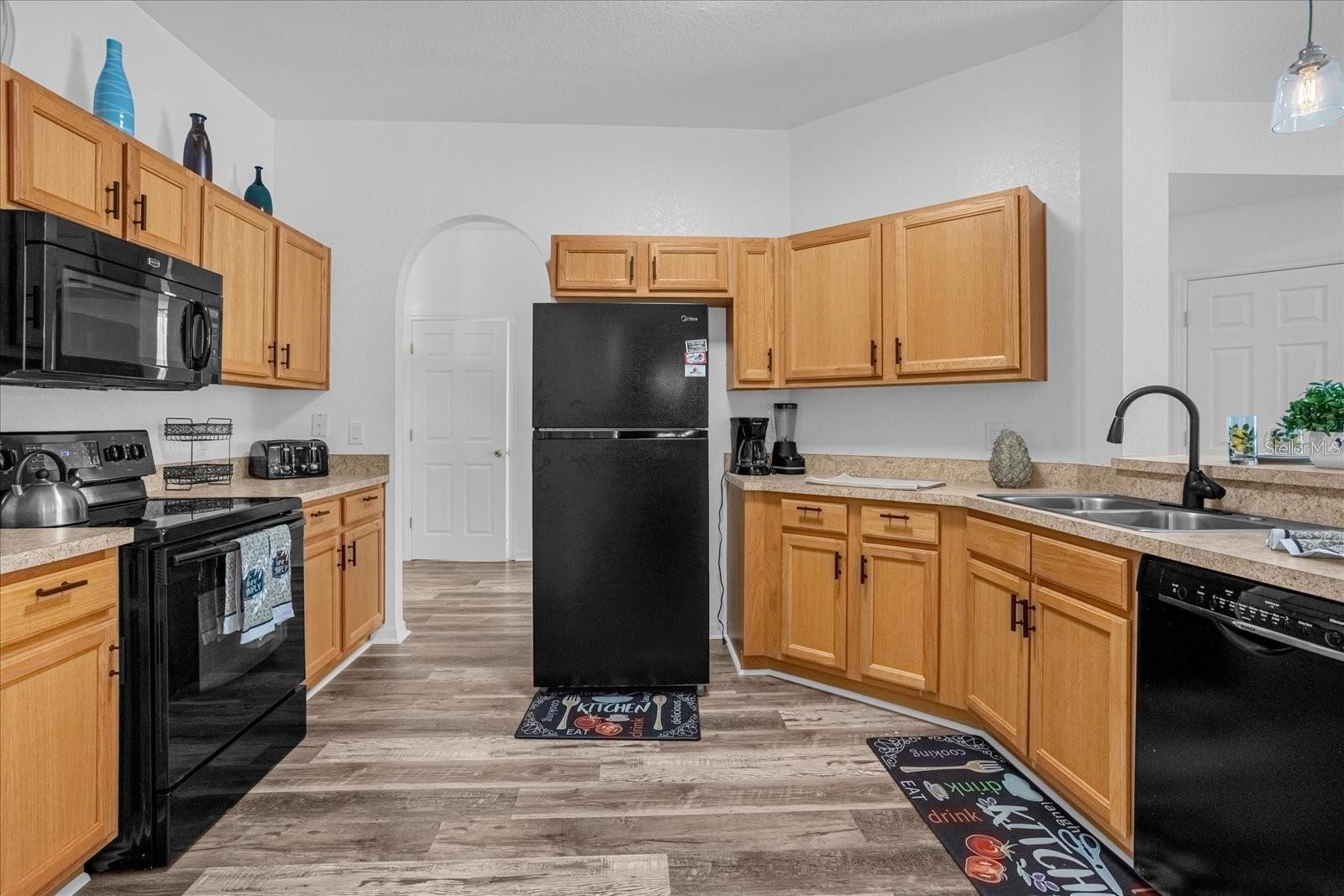 Image 13 of 26 For 254 Gleneagles Drive