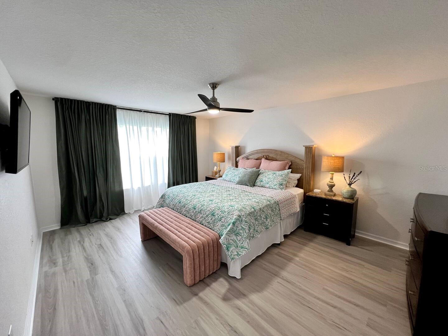 Image 22 of 26 For 254 Gleneagles Drive