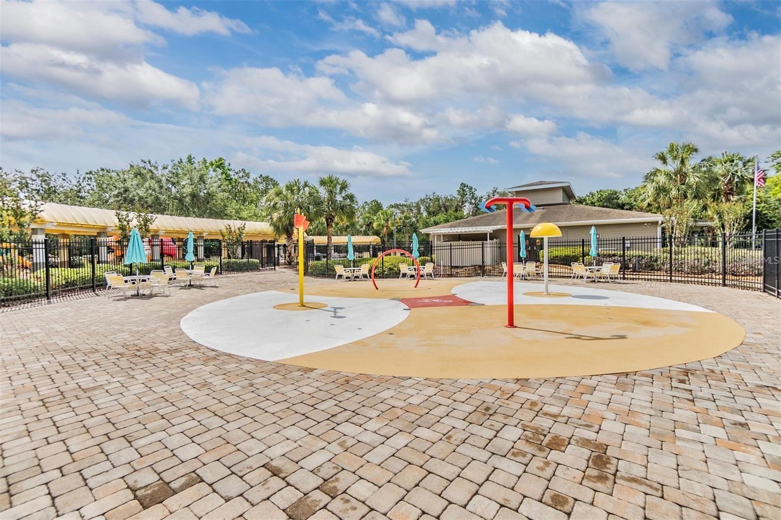 Listing photo id 37 for 3835 Windance Avenue