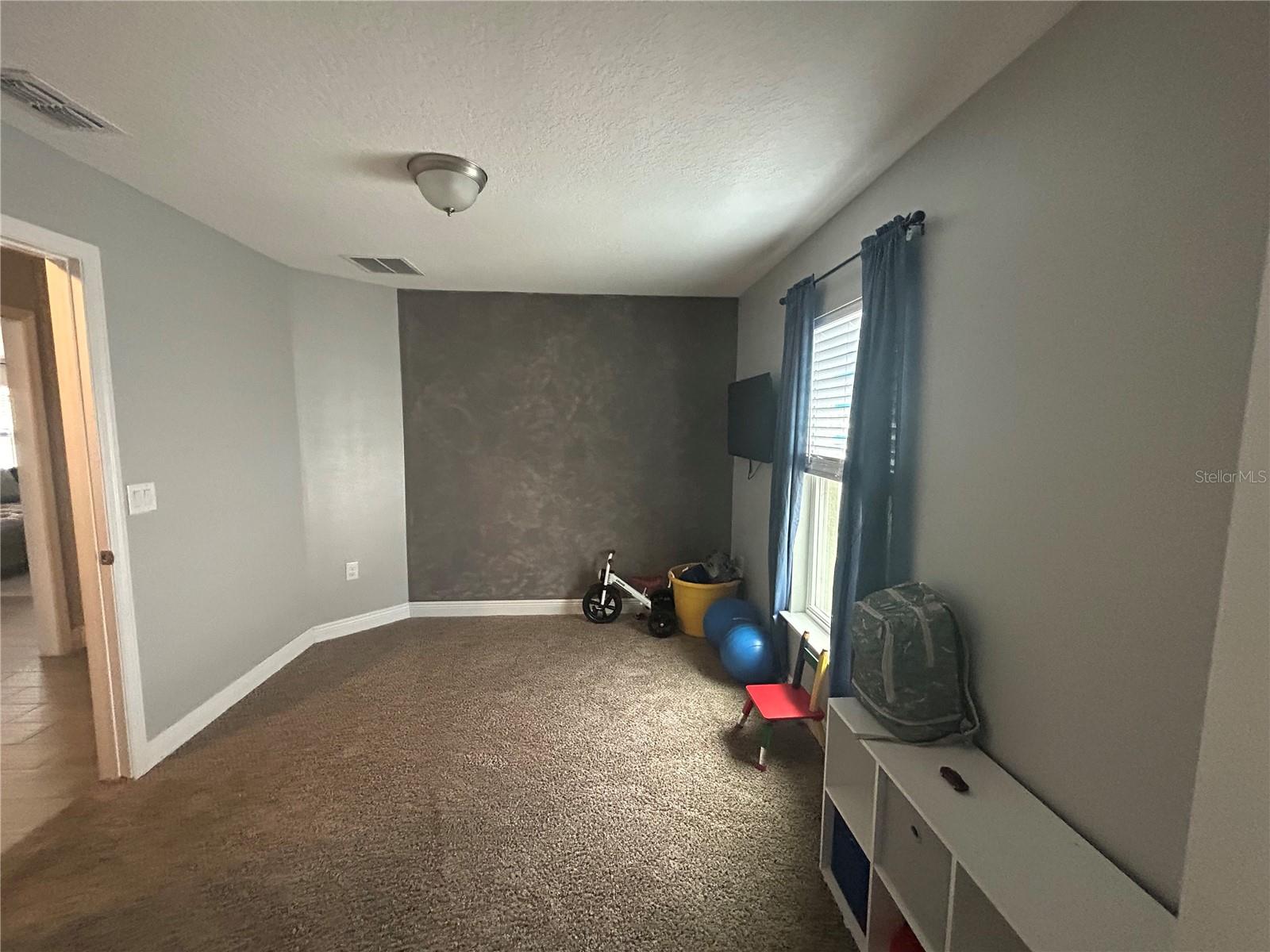Image 21 of 25 For 7720 Sloewood Drive