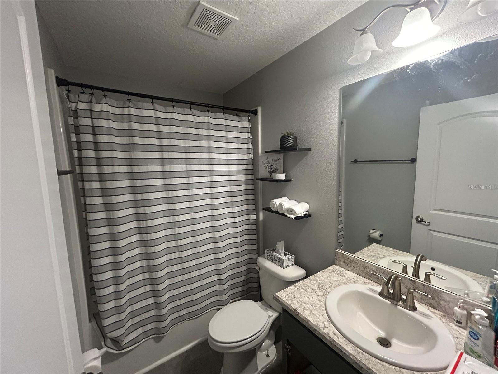 Image 22 of 25 For 7720 Sloewood Drive