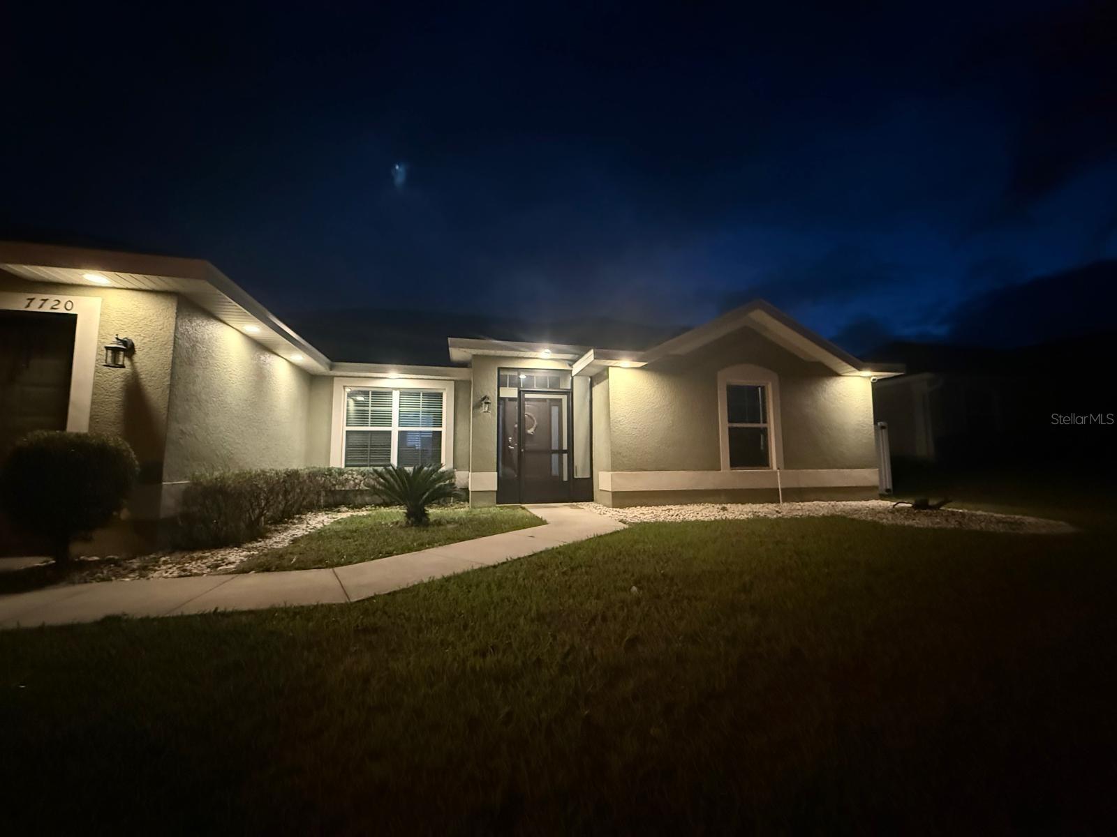 Image 3 of 25 For 7720 Sloewood Drive