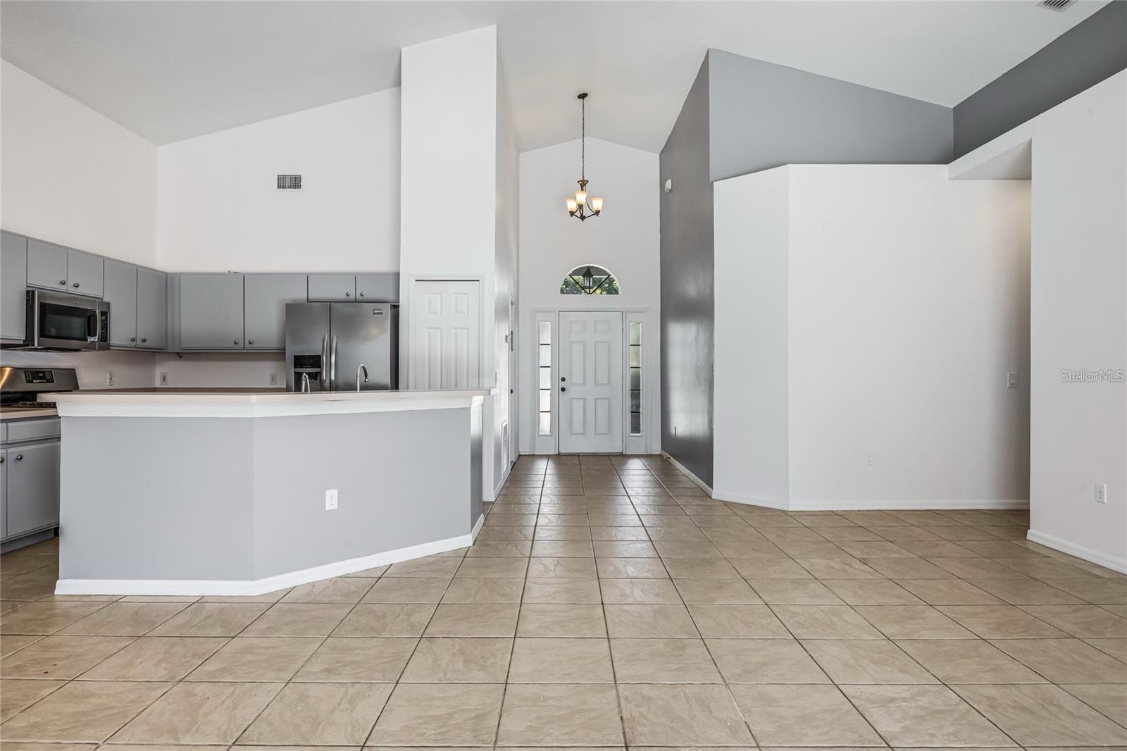 Image 10 of 44 For 520 Hollingshead Loop