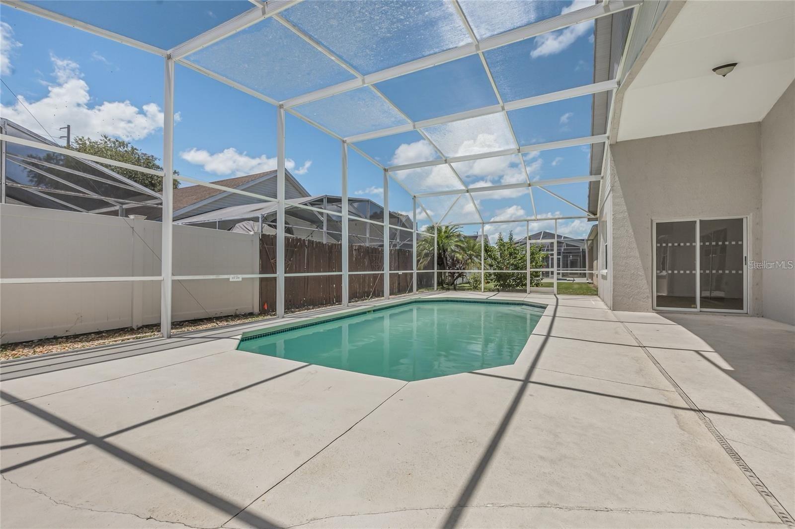 Image 34 of 44 For 520 Hollingshead Loop