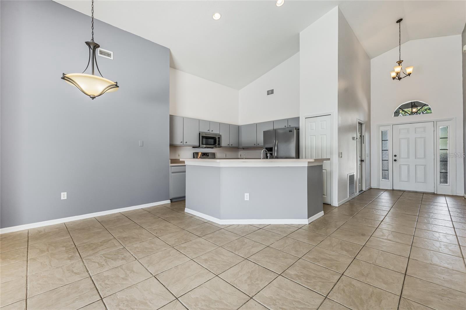 Image 8 of 44 For 520 Hollingshead Loop