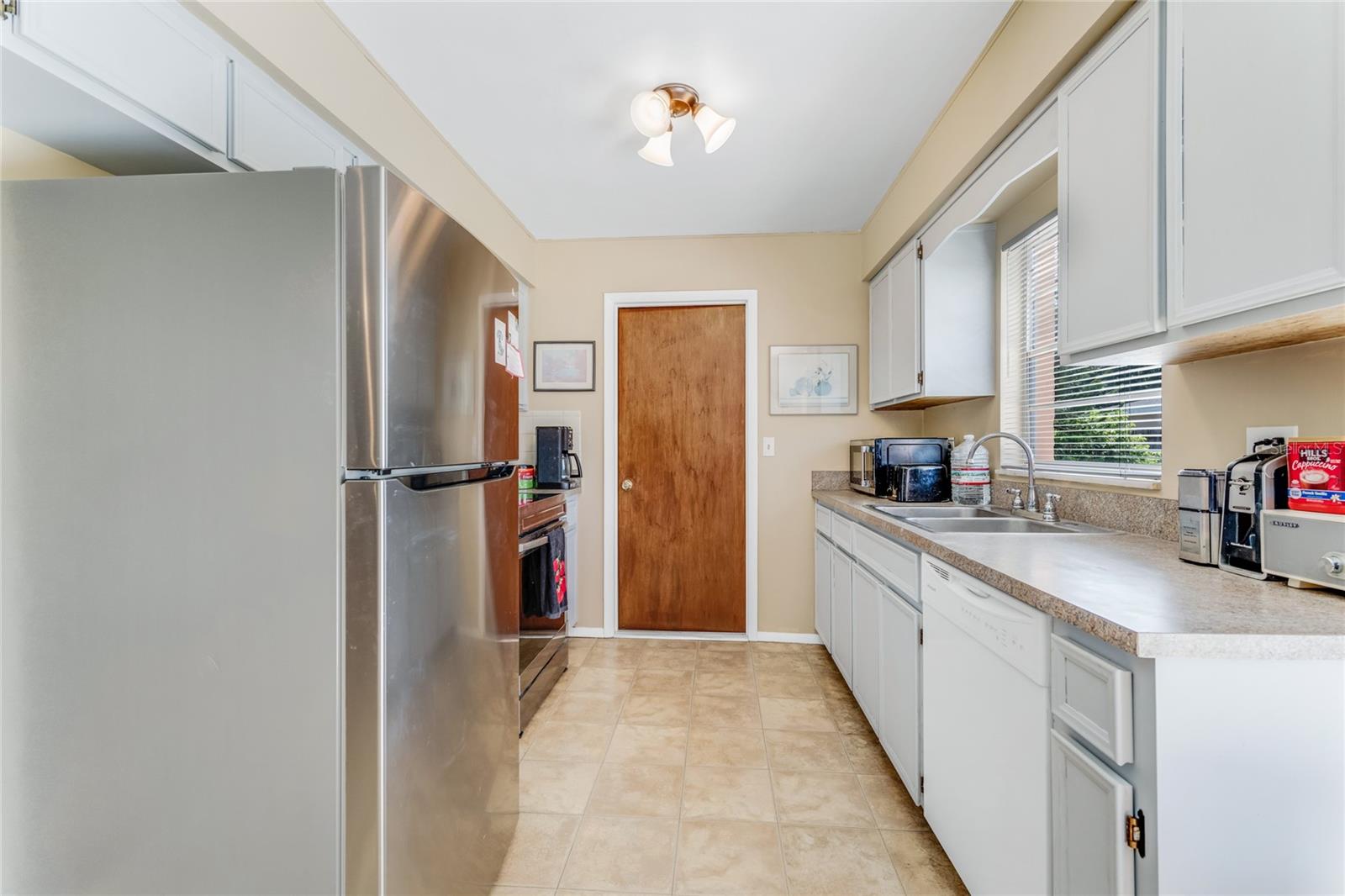 Image 9 of 16 For 1106 Blueberry Drive