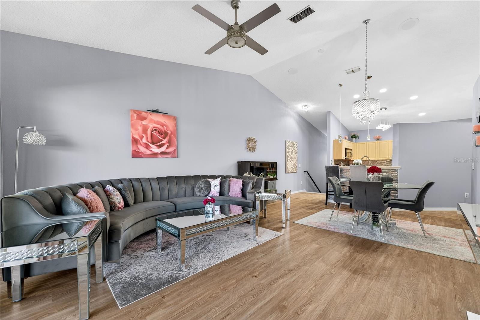 Image 3 of 45 For 5336 Edgewater Way