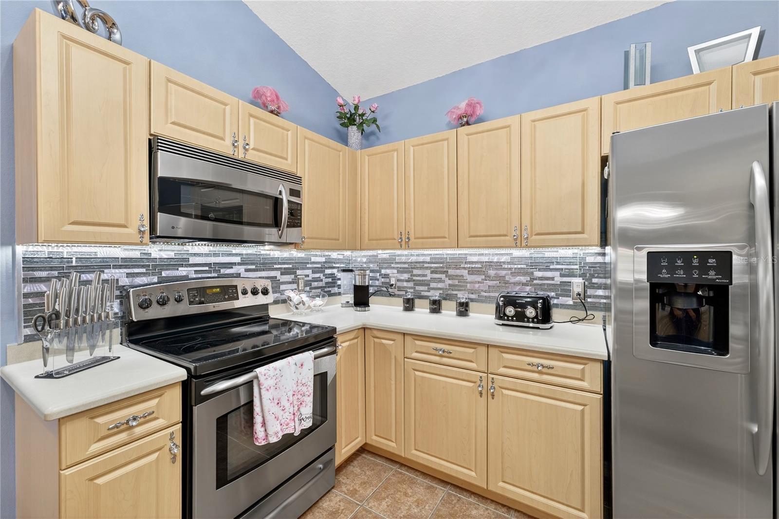 Image 36 of 45 For 5336 Edgewater Way