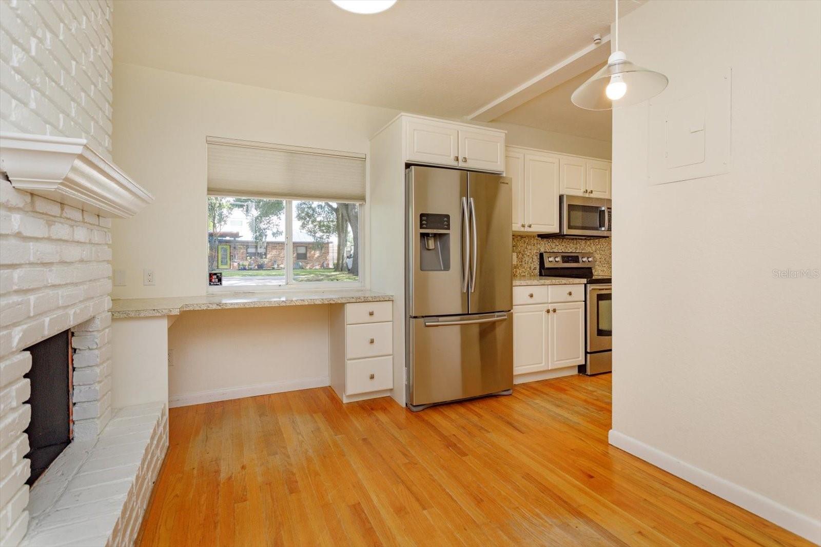 Image 7 of 16 For 720 Langston Court