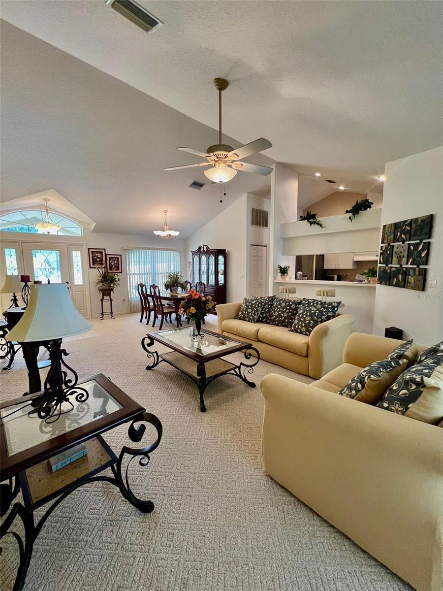 Listing photo id 2 for 9998 Langdon Road