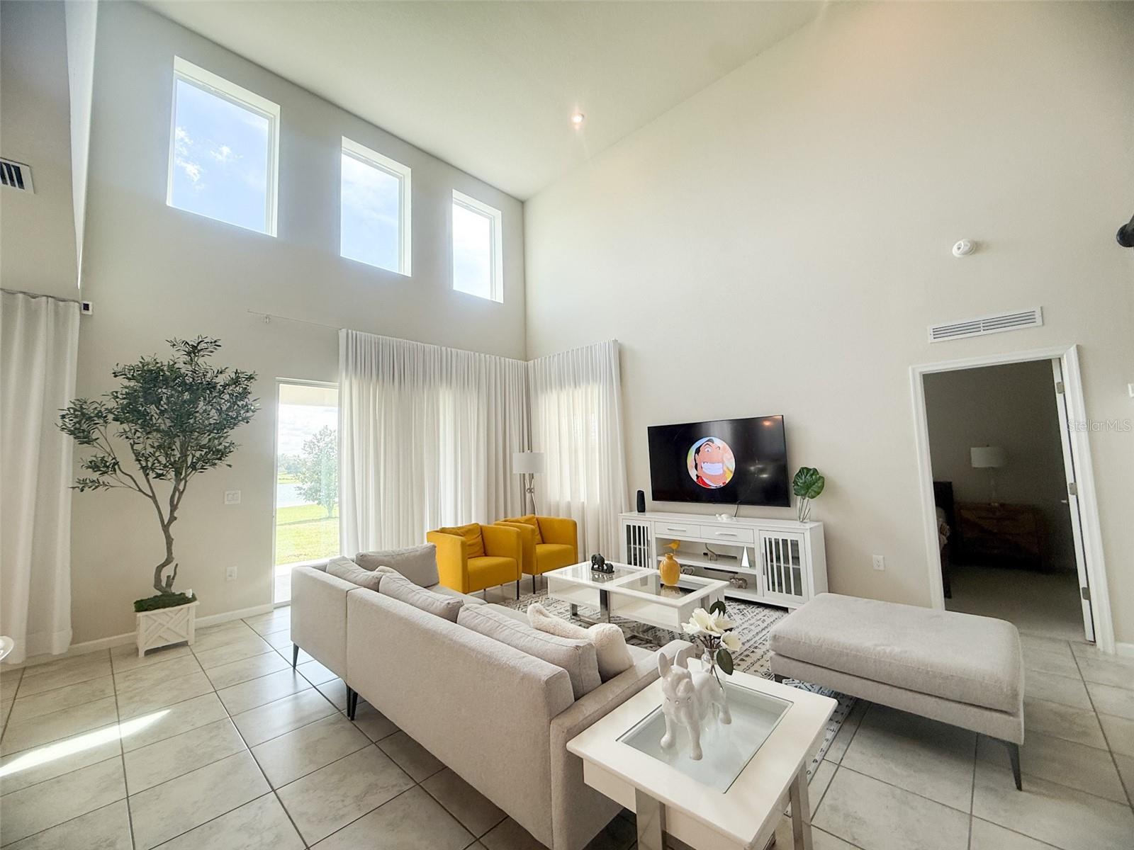 Image 17 of 61 For 13106 Orange Isle Drive