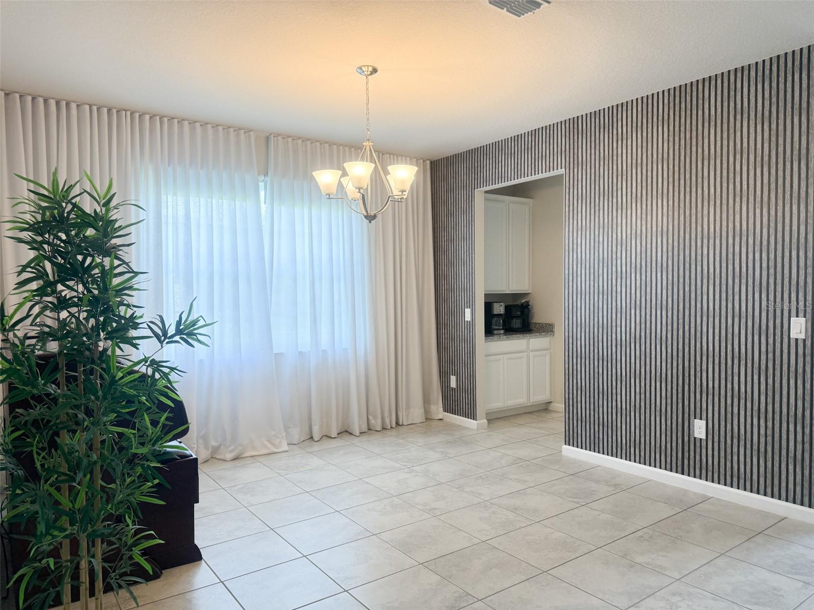 Image 5 of 61 For 13106 Orange Isle Drive