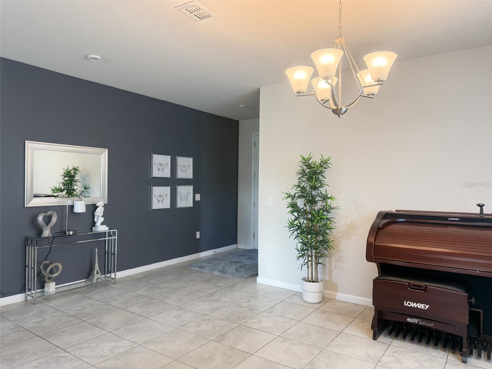 Image 6 of 61 For 13106 Orange Isle Drive