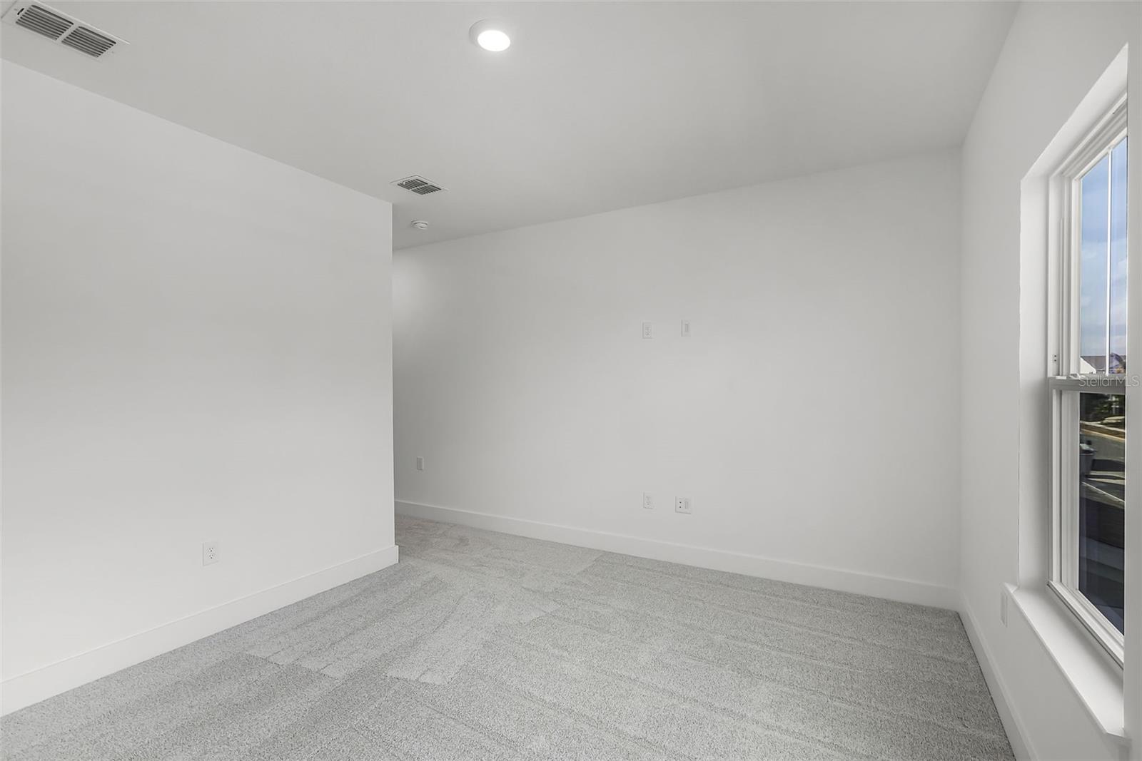 Image 12 of 65 For 15213 Summer Harvest Street