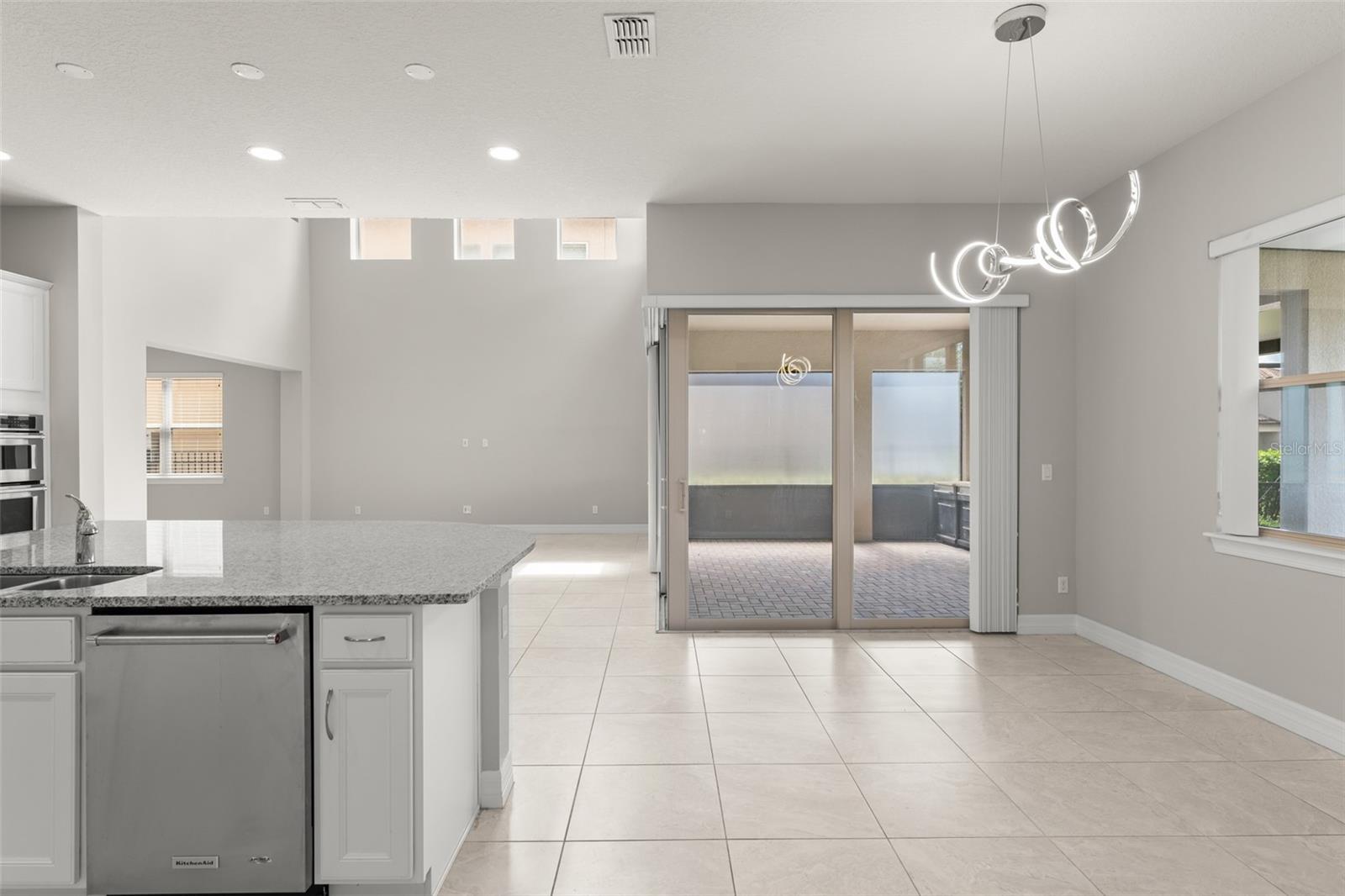 Image 15 of 52 For 10814 Citron Oaks Drive