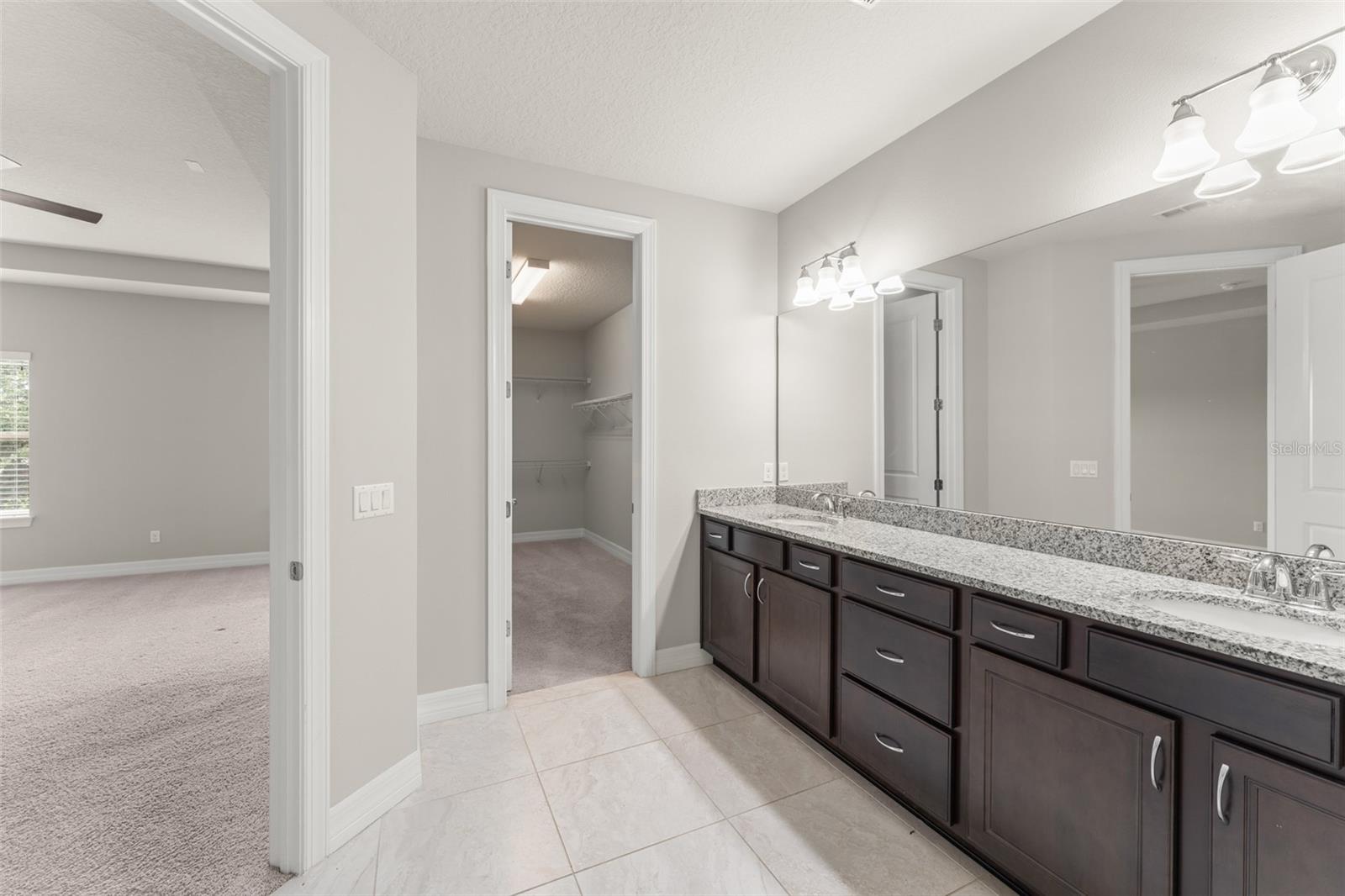 Image 25 of 52 For 10814 Citron Oaks Drive