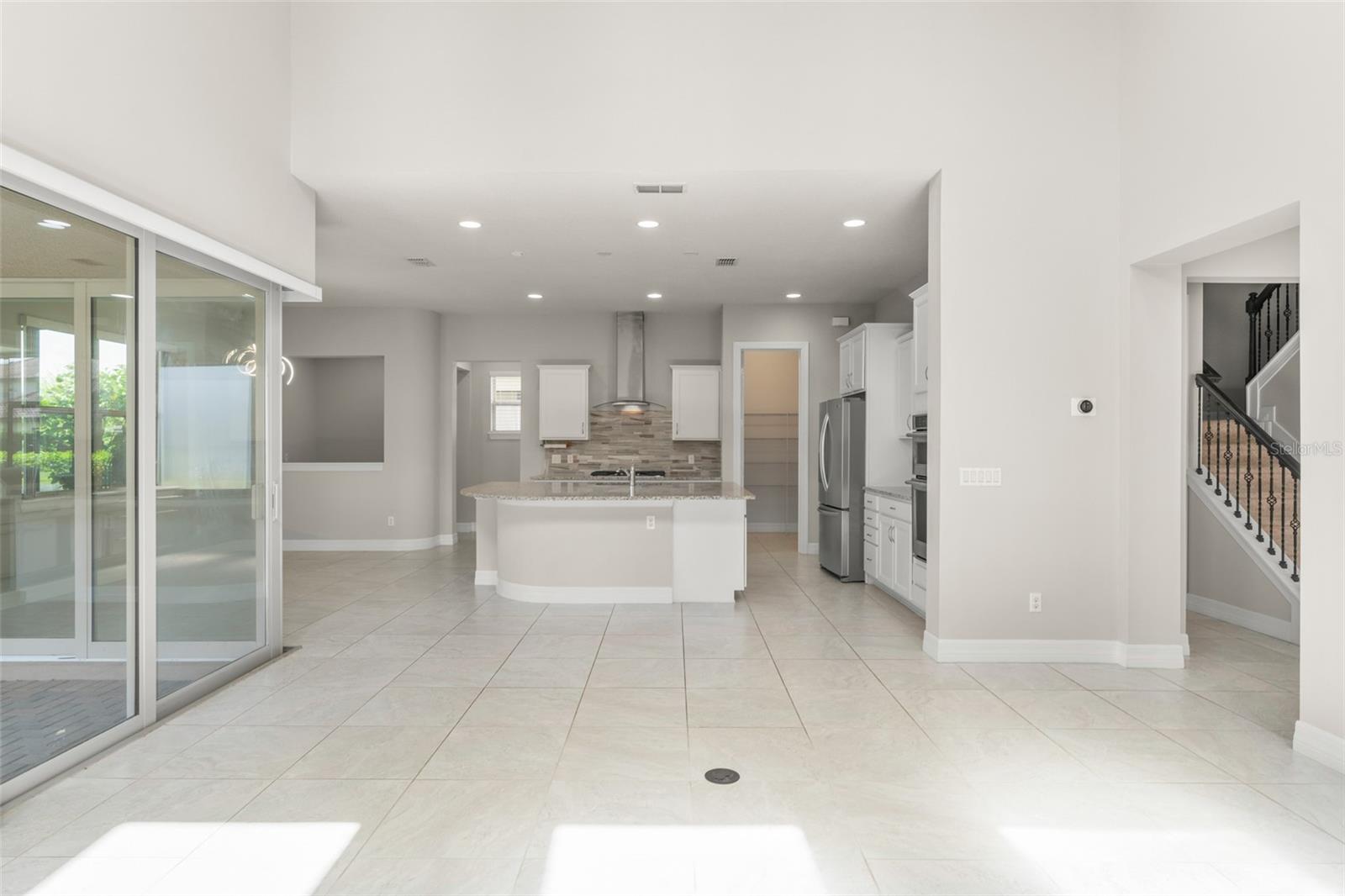 Image 3 of 52 For 10814 Citron Oaks Drive