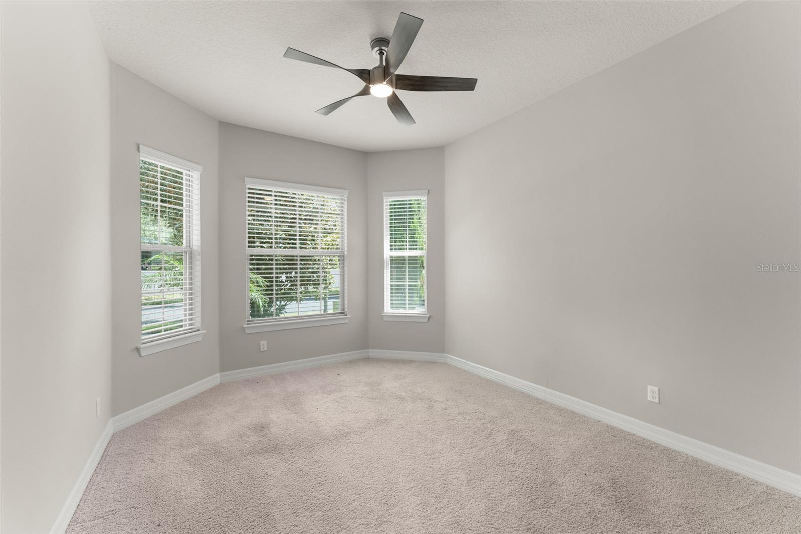 Image 34 of 52 For 10814 Citron Oaks Drive
