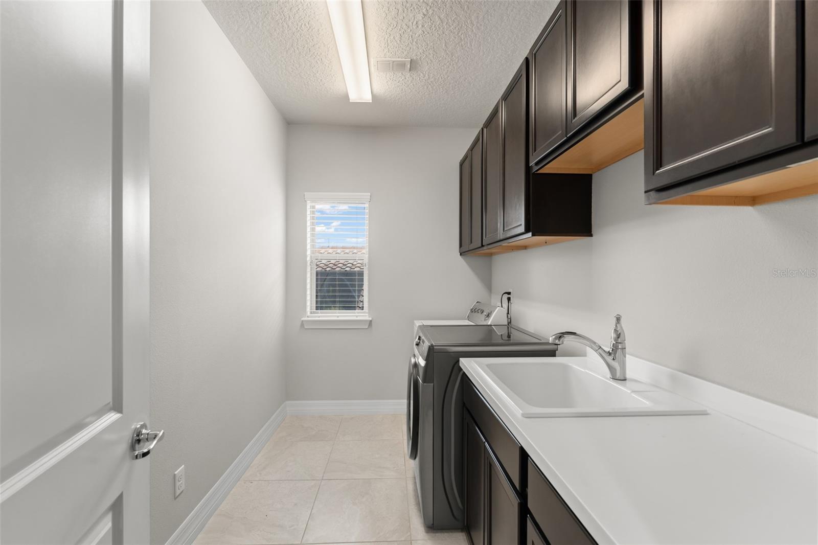 Image 39 of 52 For 10814 Citron Oaks Drive