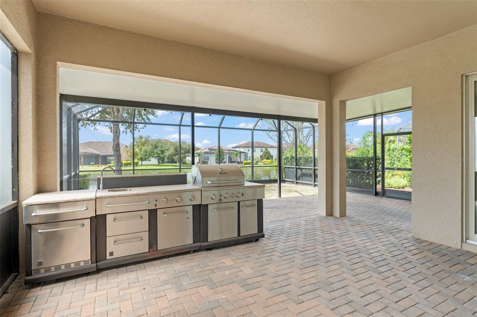 Image 40 of 52 For 10814 Citron Oaks Drive